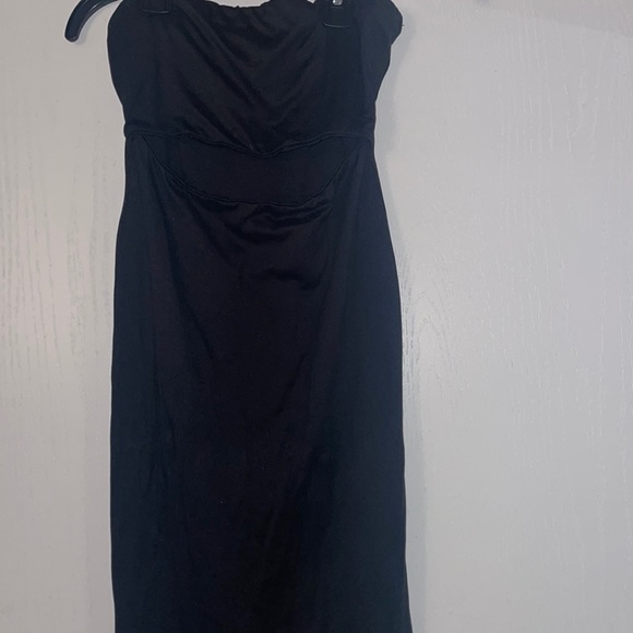 Black dress - Picture 1 of 2